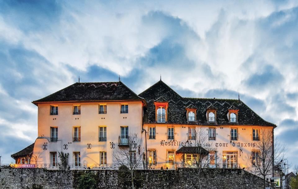 Hostellerie de la Tour d'Auxois Saulieu Extérieur photo